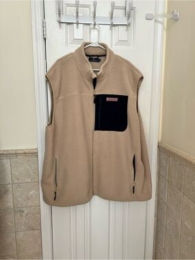 Vineyard Vines Men’s Tan Vest